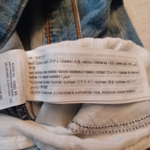 Abercrombie & Fitch Ankle Straight Ultra High Rise Jeans Women's Size 8L - Picture 3 of 8